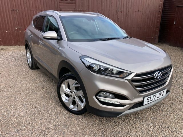 Hyundai Tucson Suv White