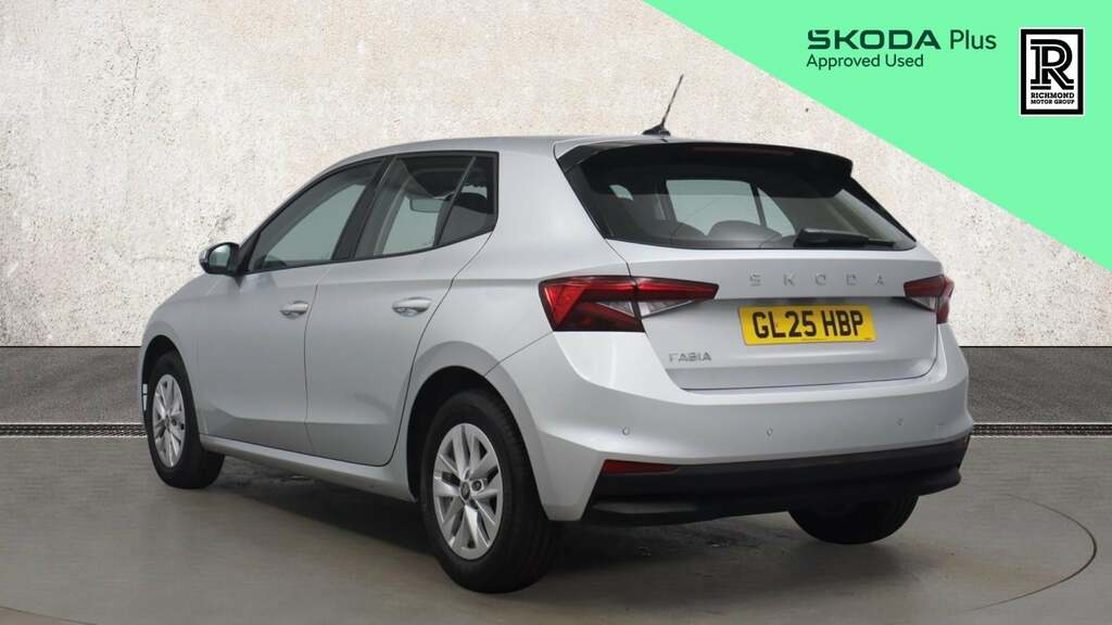 Skoda Fabia 1.0 Tsi Se Edition Hatchback Eur GL25HBP Silver #3