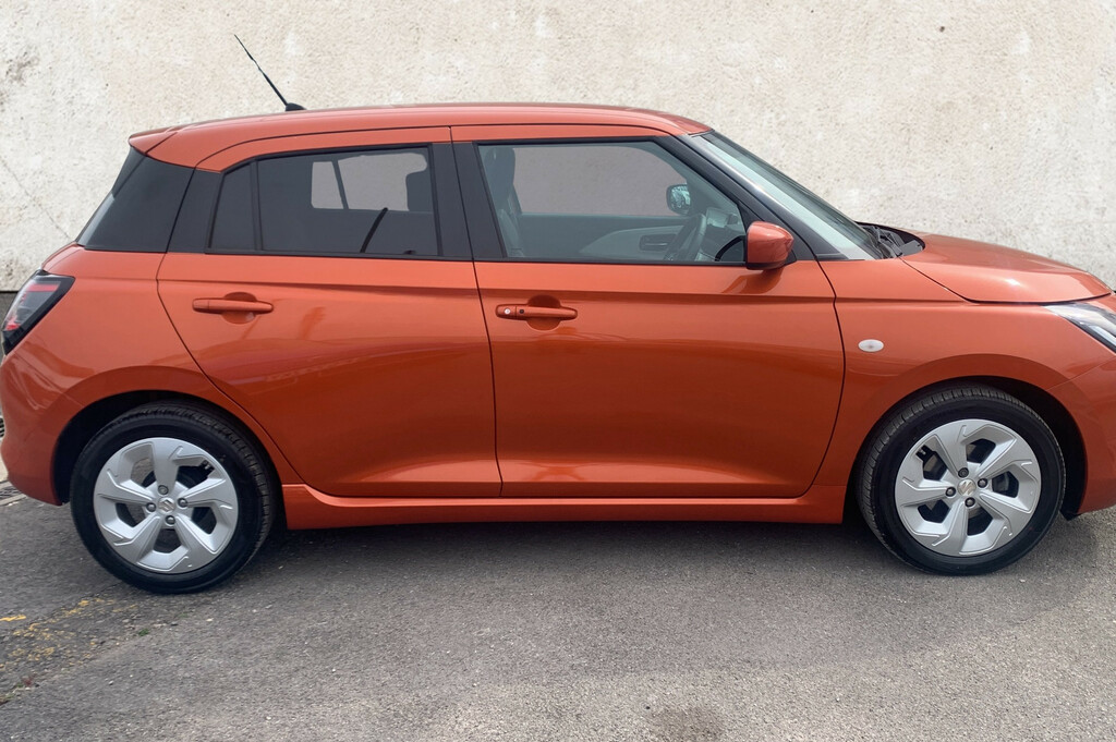 Suzuki Swift 1.2 Mhev Motion Hatchback Hybrid HS24KNL Orange #4