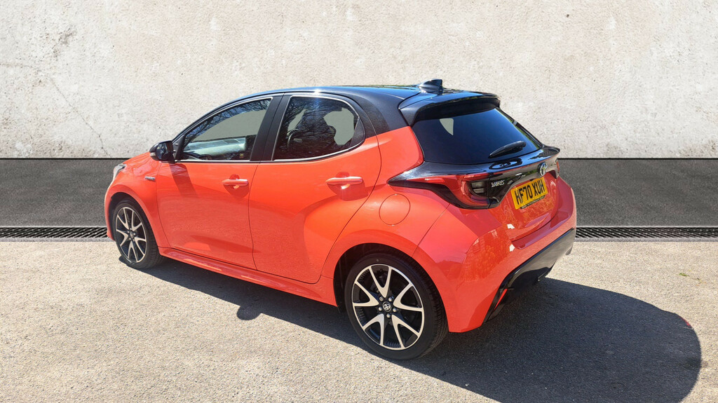 Toyota Yaris 1.5 Vvt-h Launch Edition Hatchback Hybr HF70XUH Orange #3