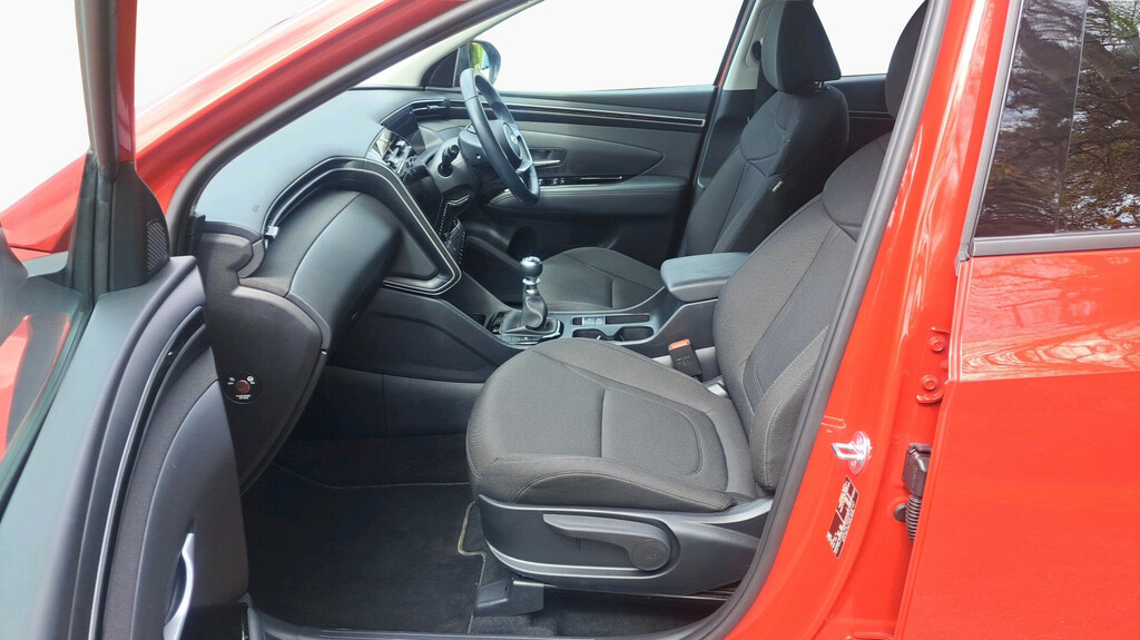 Hyundai Tucson 1.6 T-gdi Se Connect Suv Euro 6 HV73XYC Red #2