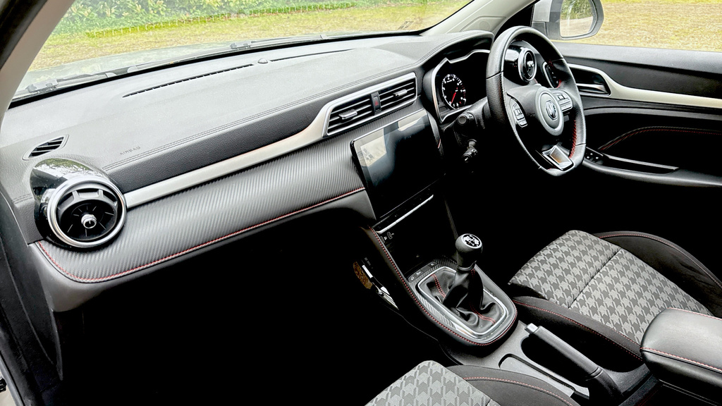 MG ZS Excite 1.5 Silver #2