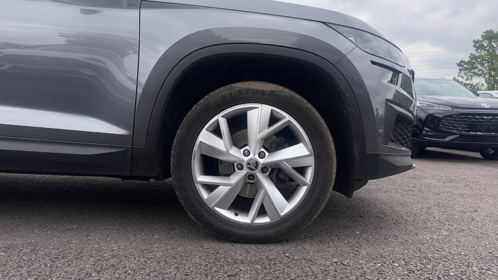 Skoda Kodiaq 1.5 Tsi Act Se L Suv Euro 6 Ss Grey #5
