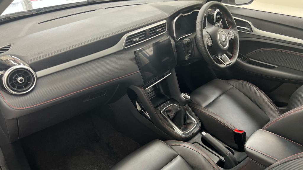 MG ZS Exclusive 1.5 LE24HHK Silver #2