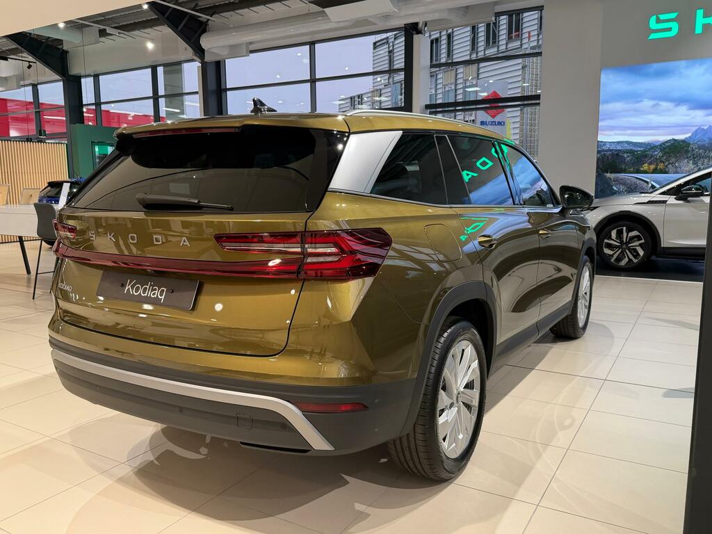 Skoda Kodiaq Kodiaq Se L 7 Seats 2.0 Tdi 150 Ps Dsg Gold #4