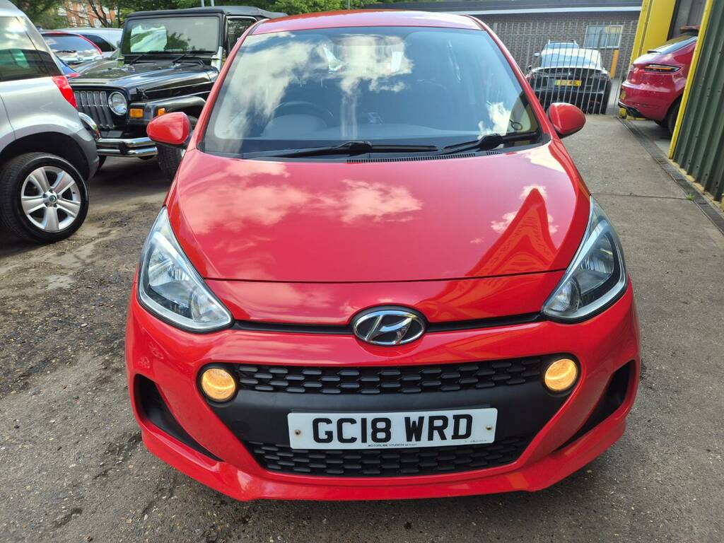 Hyundai I10 1.0 Se GC18WRD Red #3