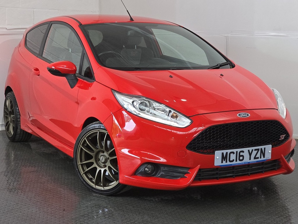 Ford Fiesta T Ecoboost St-3 Red