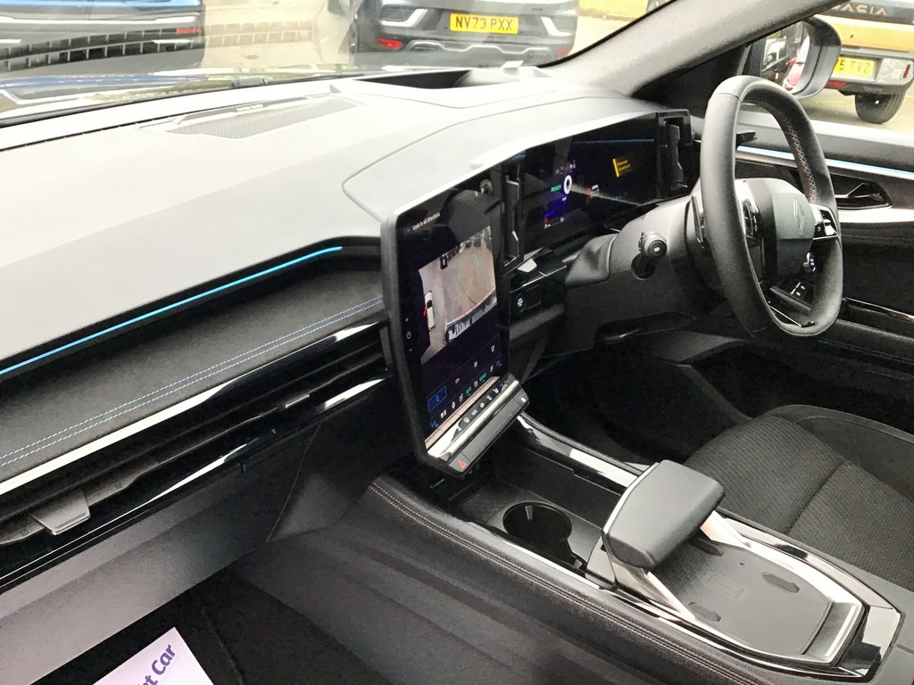 Renault Austral 1.2 E-tech Iconic Esprit Alpine - 2025 2 BK25VUJ Black #2