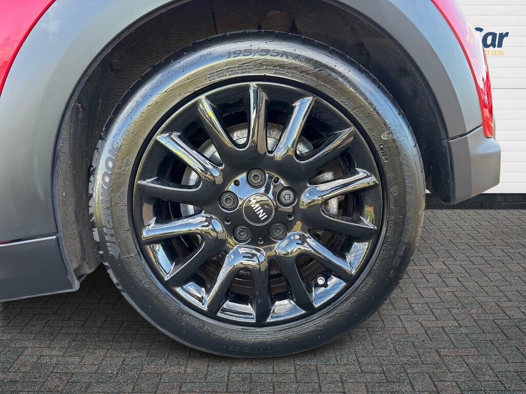 Mini Hatch 1.5 Cooper Classic - 2021 71 GX71JZL Red #5