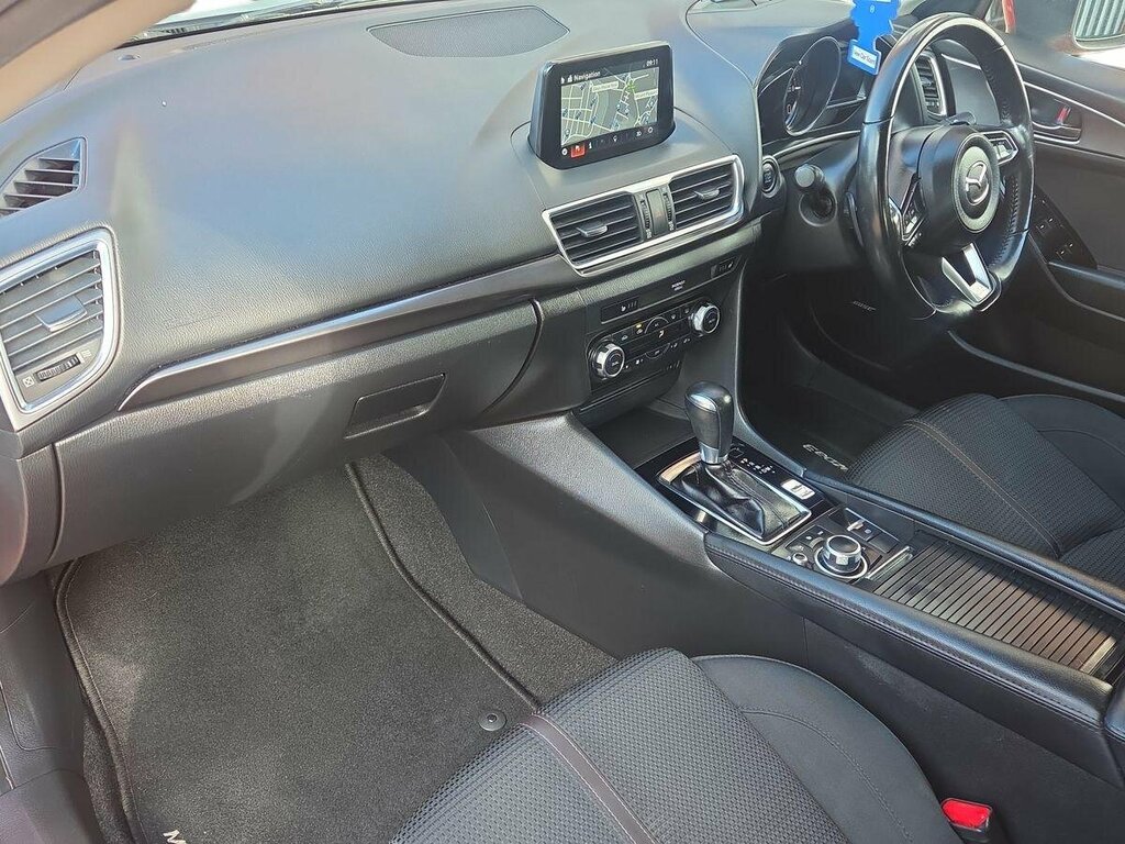 Mazda 3 2.0 Skyactiv-g Sport Nav - 2018 18 YX18WOV Red #2