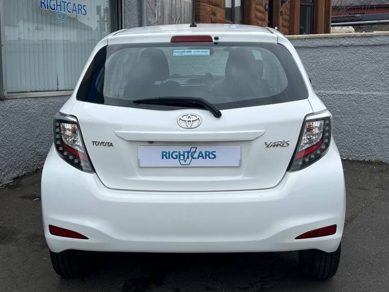 Toyota Yaris 1.4 D-4d Icon - 2014 14 White #6