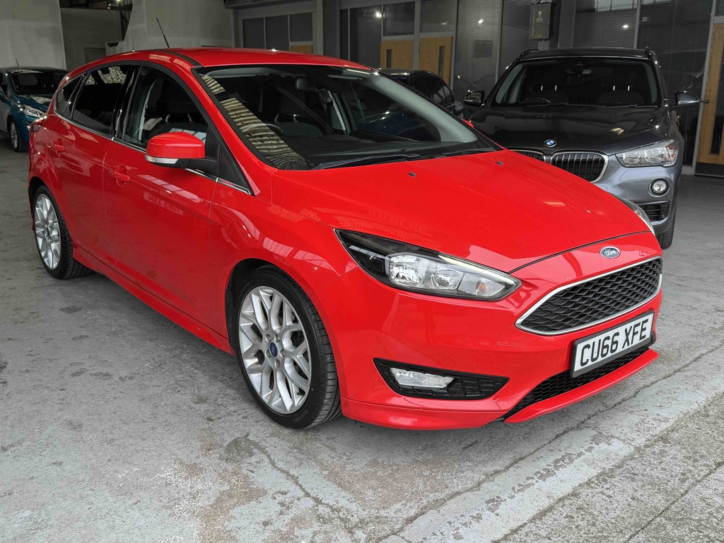Ford Focus 1.5 Tdci 120 Zetec S Red