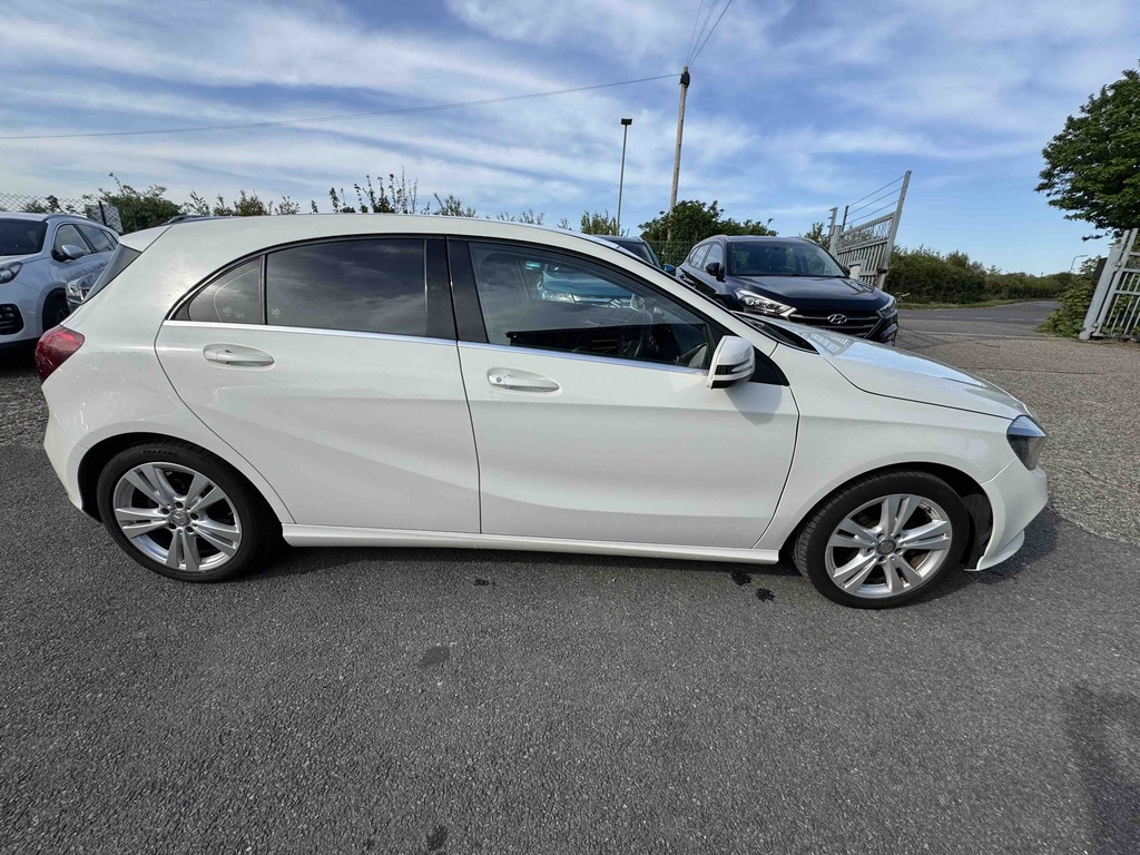Mercedes-Benz A Class A180d Sport YP66CKN White #3