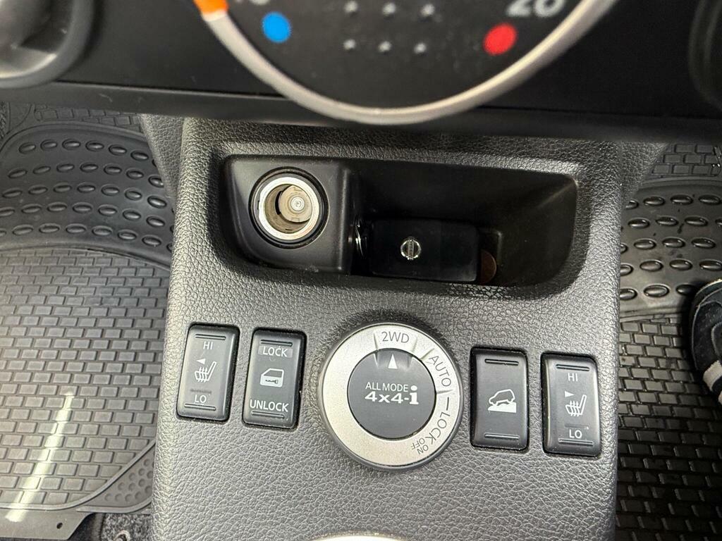 Nissan X-Trail  Black #16