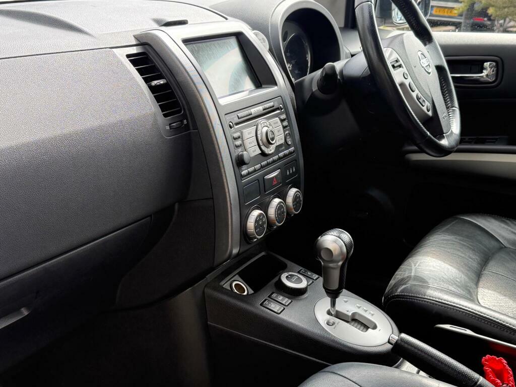 Nissan X-Trail  Black #10