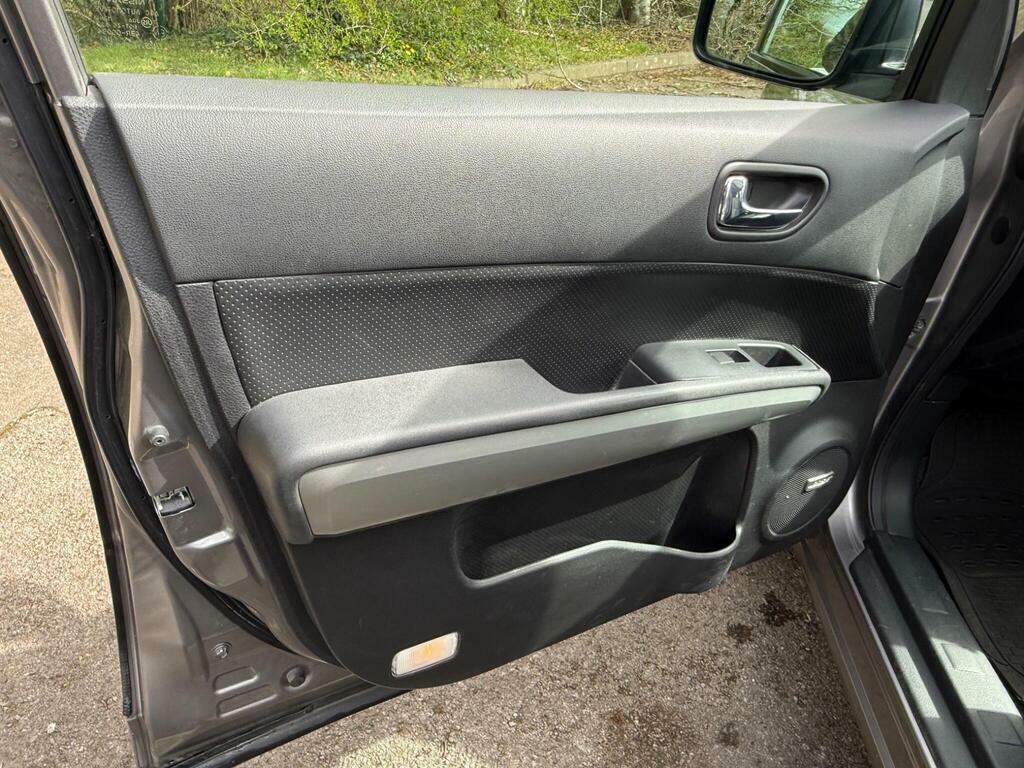 Nissan X-Trail  Black #21