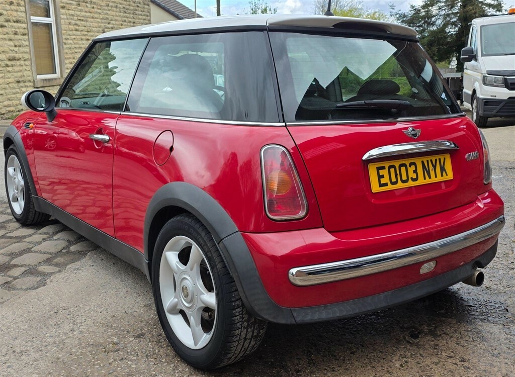 Mini Hatch 1.6 Cooper Euro 3 EO03NYK Red #4