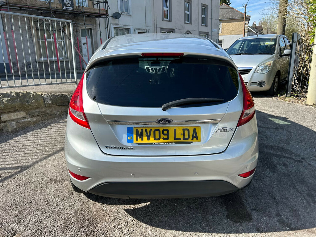 Ford Fiesta 1.4 Titanium Low Mileage Hatchb MV09LDA Silver #5