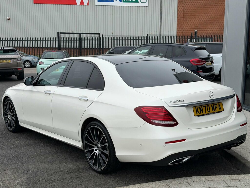 Mercedes-Benz E Class 2.0 E300d Amg Line Night Edition Premium Plus G- KN70WFA White #4