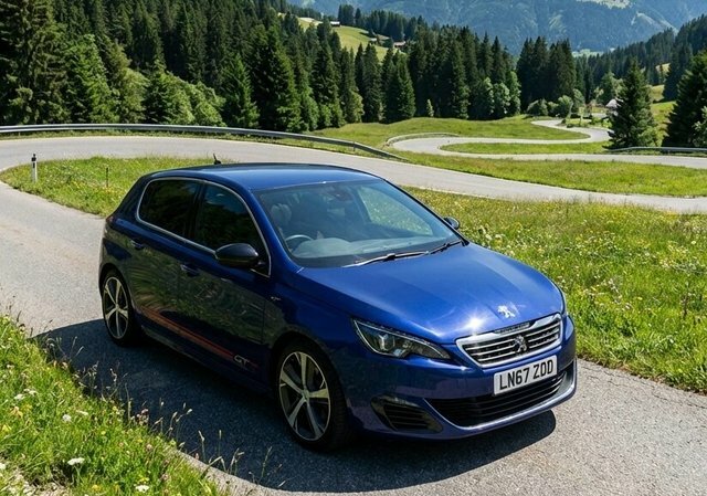 Peugeot 308 2017 2.0 Bluehdi Gt Hatchback Eat Euro Blue