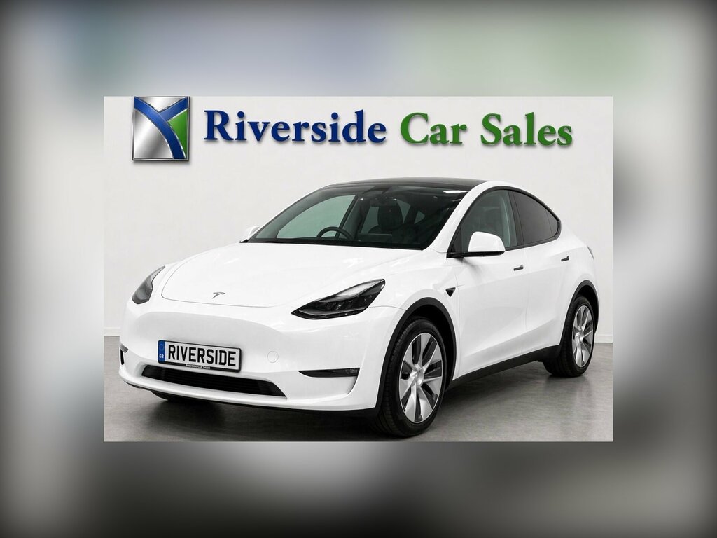 Tesla Model Y Dual Motor Long Range 4Wde White