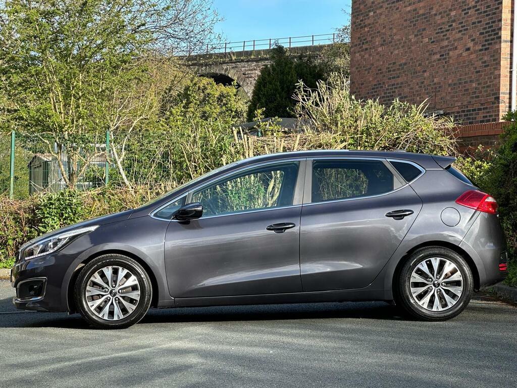 Kia Ceed 1.6 Crdi 3 Hatchback RV66YYF Grey #5