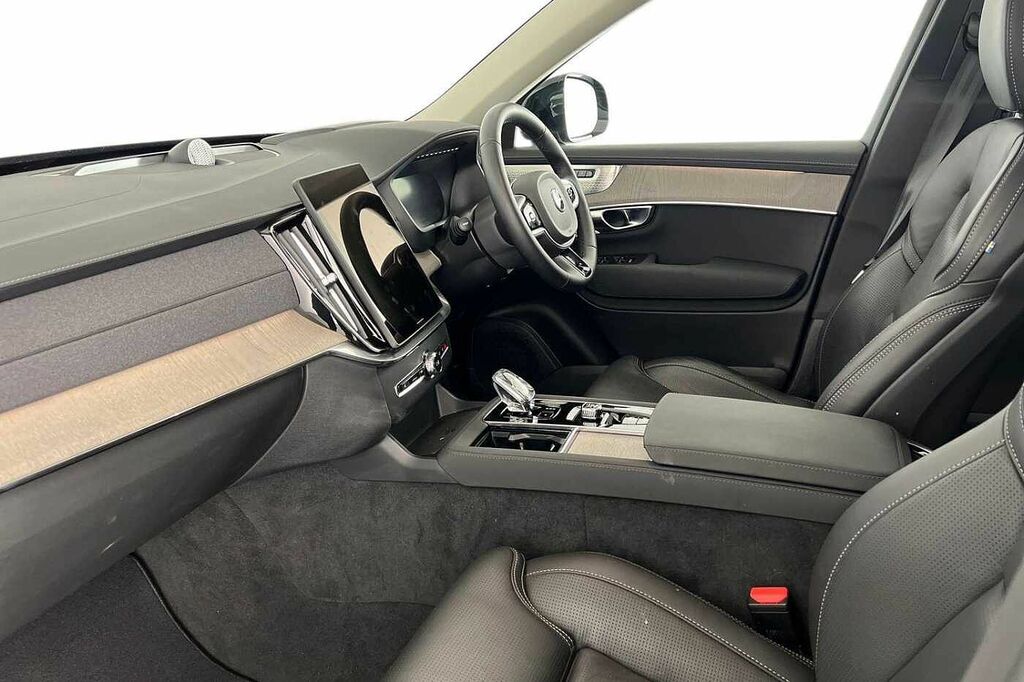 Volvo XC90 B5 Ultra, Awd Mild Hybrid, Dark, 7 Seats RV25WWD Black #4
