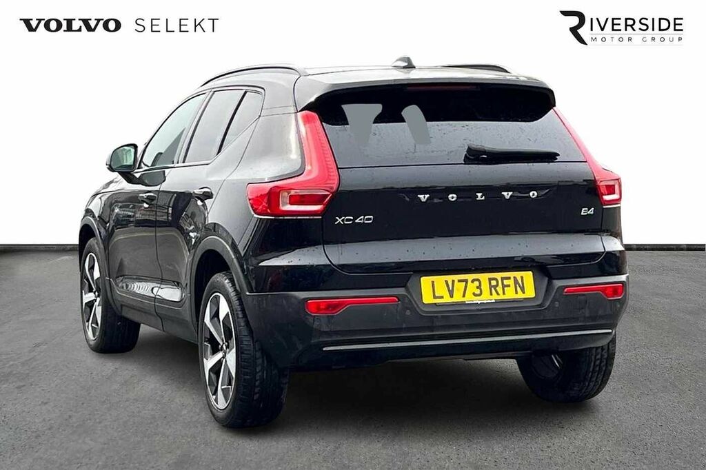 Volvo XC40 Plus, B4 Mild Hybrid, Dark 19 Alloys T LV73RFN Black #5