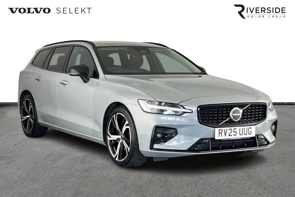 Volvo V60 B4 Plus, Mild Hybrid, Dark Tints Grey