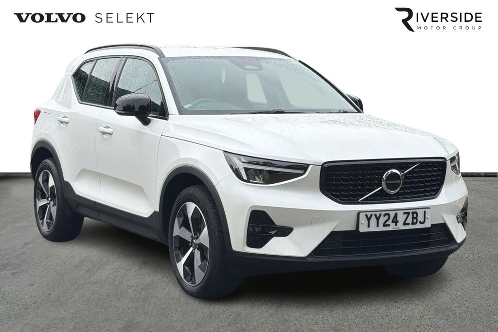 Volvo XC40 Plus, B3 Mild Hybrid, Dark YY24ZBJ White #2