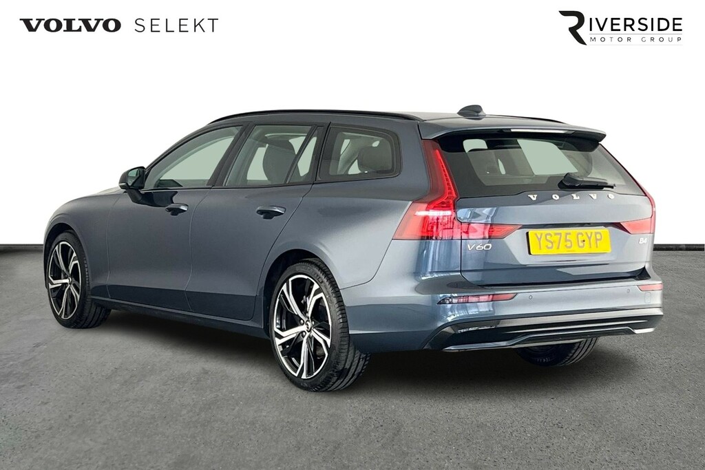 Volvo V60 Plus, B4 Mild Hybrid, Dark YS75GYP Blue #5