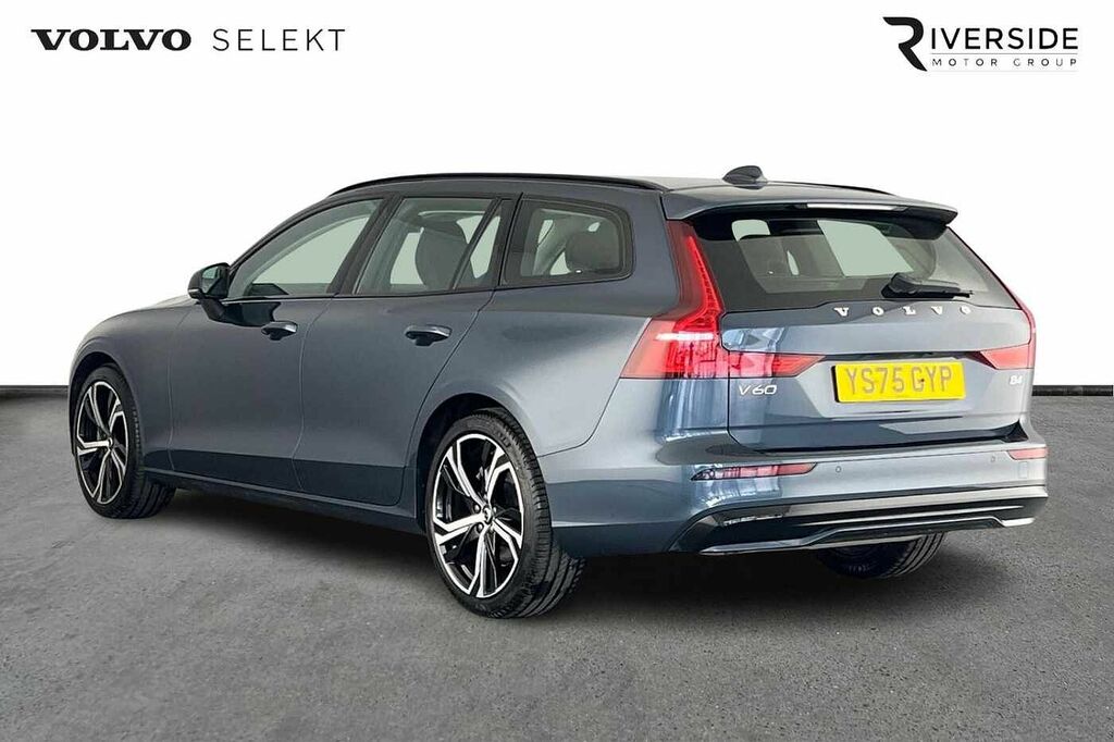 Volvo V60 Plus, B4 Mild Hybrid, Dark YS75GYP Blue #6