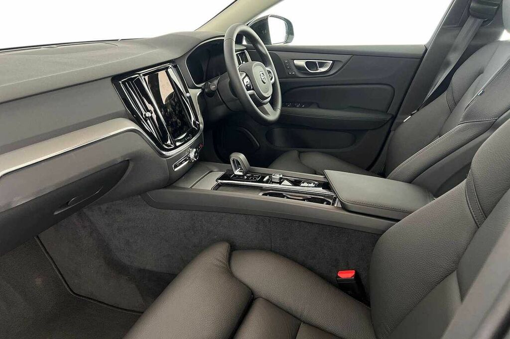 Volvo V60 Plus, B4 Mild Hybrid, Dark YS75GYP Blue #3