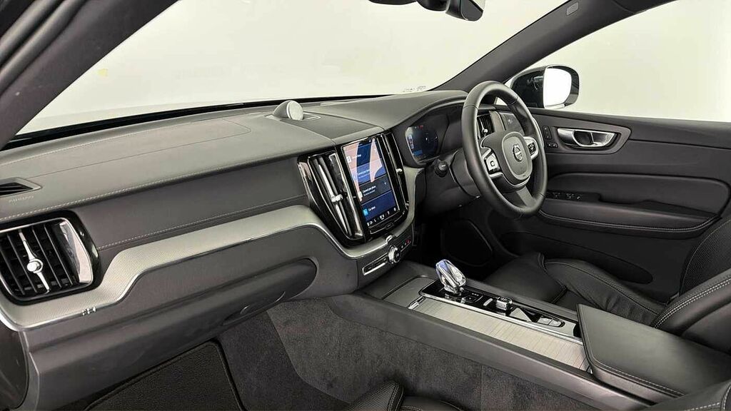 Volvo XC60 Black Edition Ultra T8 Awd Plug-in Hybrid Air Susp RE25VKR Black #3