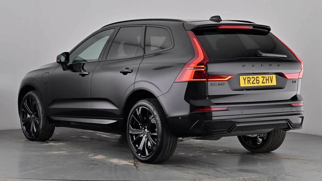 Volvo XC60 Black Edition Plus T6 Awd Plug-in Hybrid Delivery Black #2