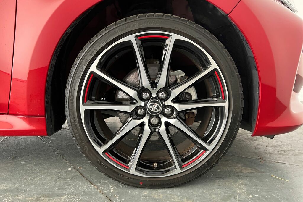 Toyota Yaris 1.5 Vvt-h Gr Sport E-cvt Euro 6 Ss YO72UWW #5