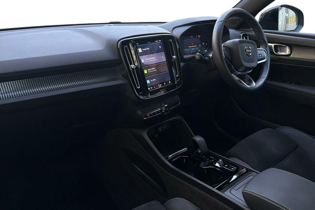 Volvo XC40 Plus, B4 Mild Hybrid, Dark YY73PYT Grey #3