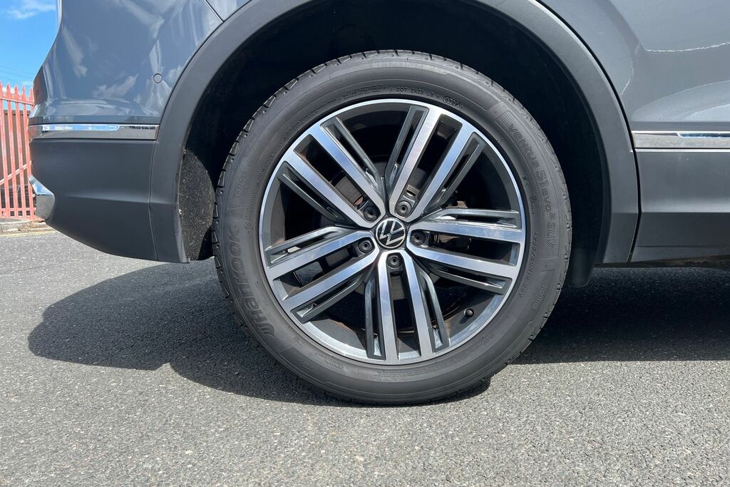 Volkswagen Tiguan 2.0 Tdi Elegance Dsg 4Motion Euro 6 Ss YY22CWV  #5