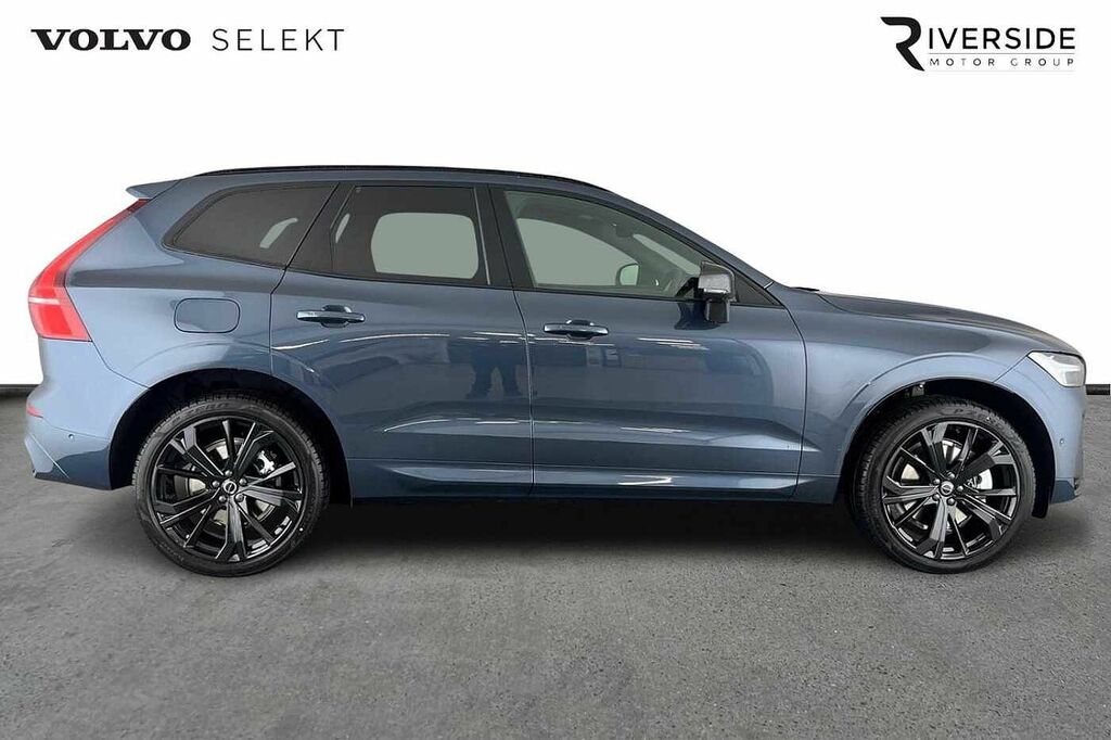 Volvo XC60 B5 Black Edition Plus, Awd Mild Hybrid, YT75ZCU Blue #4
