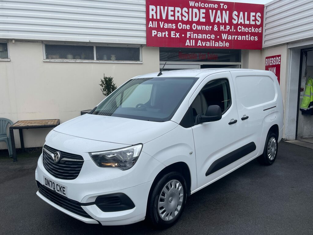 Vauxhall Combo 1.5 Combo 2300 Sportive Td Ss 100.6 Bhp White