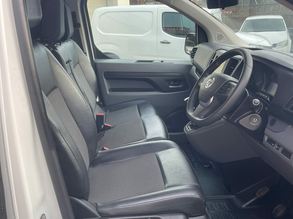 Vauxhall Vivaro 1.5 Vivaro 2900 Sportive Ss 100.6 Bhp DS70NZA White #6