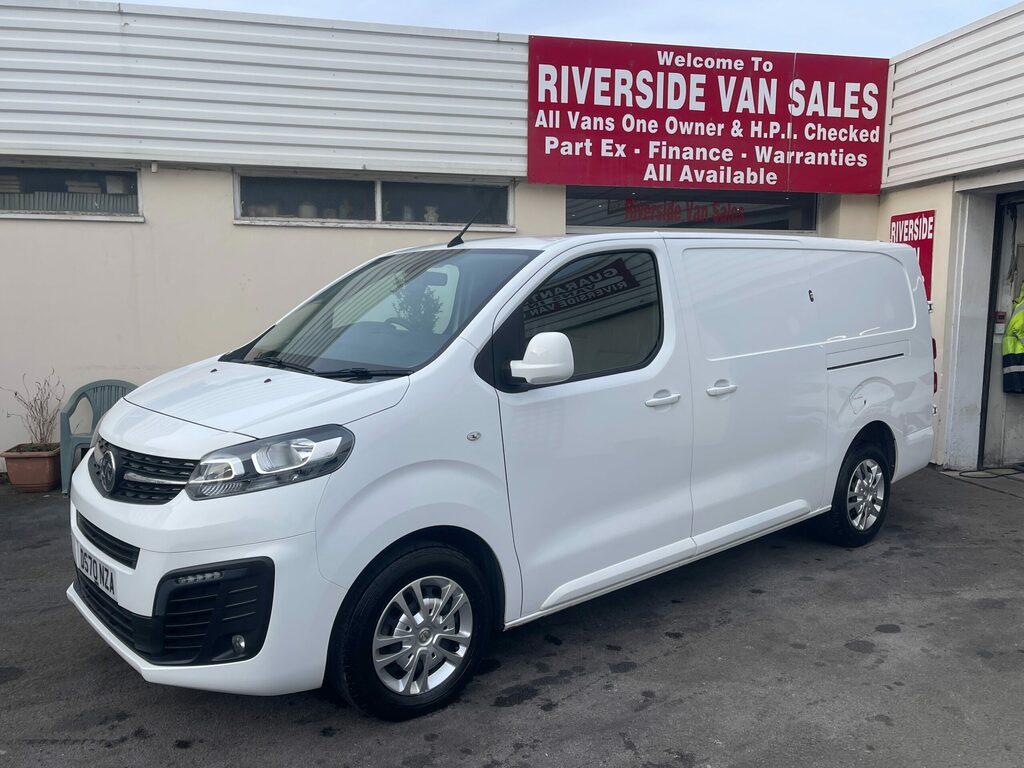 Vauxhall Vivaro 1.5 Vivaro 2900 Sportive Ss 100.6 Bhp DS70NZA White #2