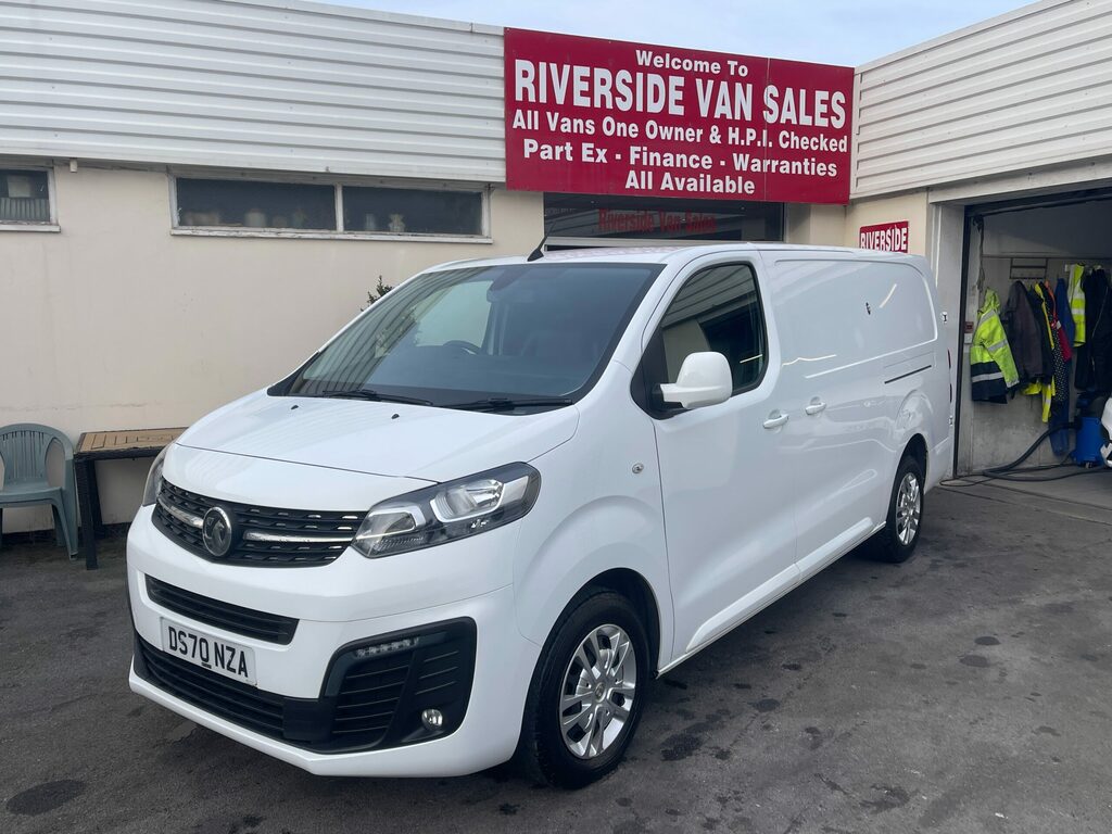 Vauxhall Vivaro 1.5 Vivaro 2900 Sportive Ss 100.6 Bhp White