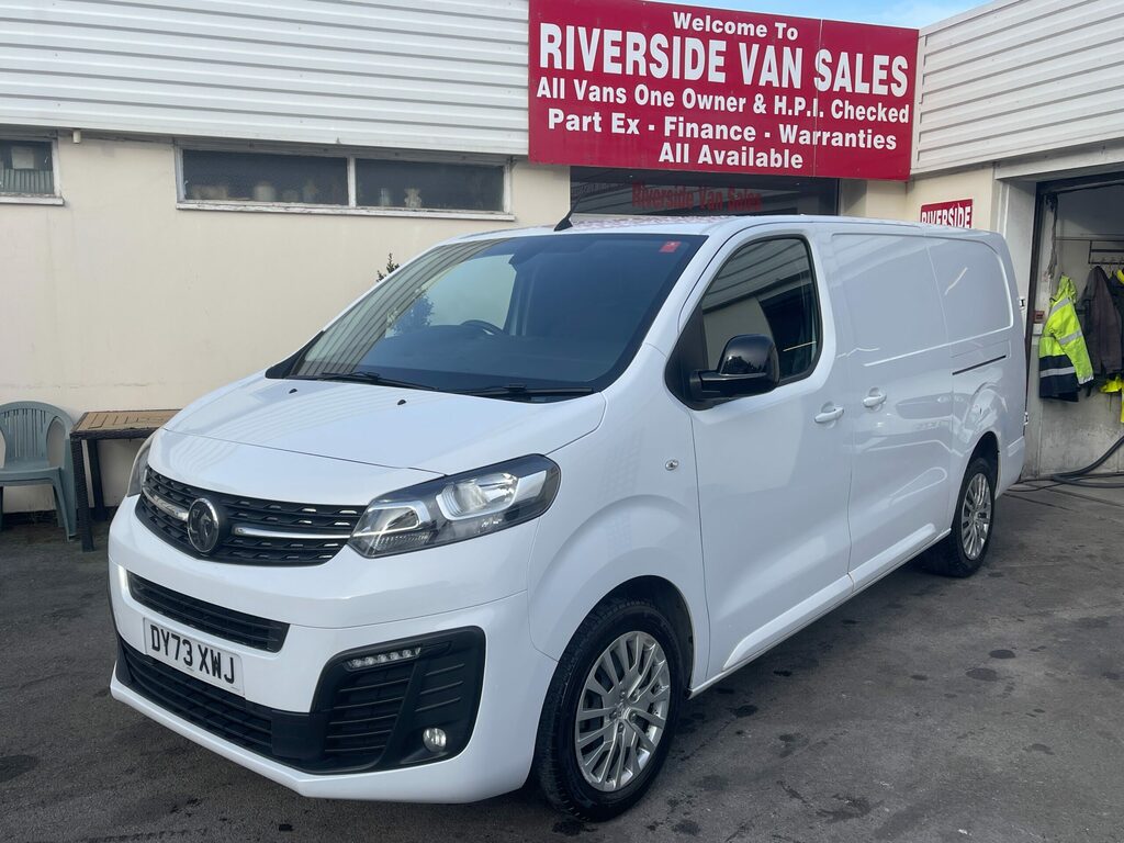 Vauxhall Vivaro 1.5 Vivaro F2900 Professional Ss 100.6 Bhp White