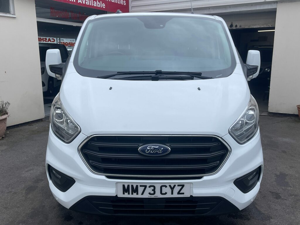 Ford Transit Custom 2.0 Transit Custom 300 Limited Ecoblue 128.2 Bhp MM73CYZ White #3