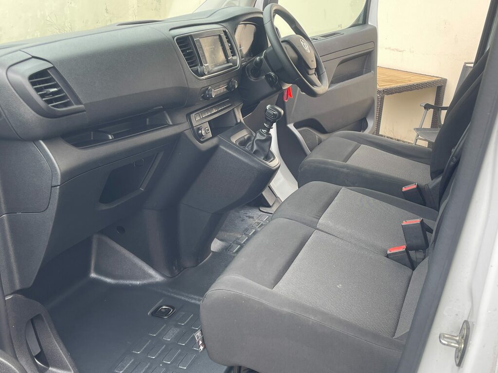 Vauxhall Vivaro 1.5 Vivaro F2900 Professional Ss 100.6 Bhp DV23JZT White #6