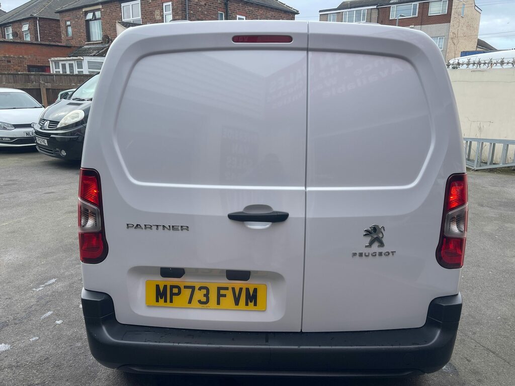 Peugeot Partner 1.5 Partner Professional Premium Bhdi 100.6 Bhp MP73FVM White #3
