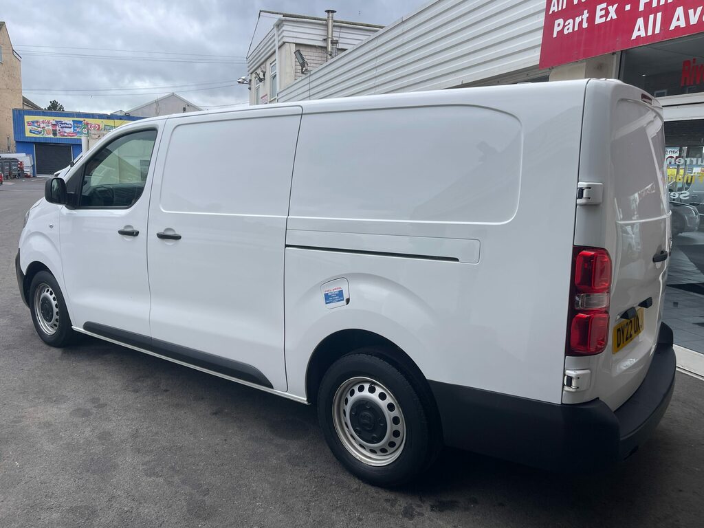 Vauxhall Vivaro 1.5 Vivaro F2900 Dynamic Ss 100.6 Bhp DY22UXJ White #2