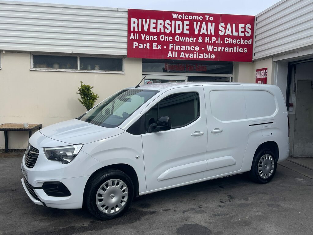 Vauxhall Combo 1.5 Combo 2300 Professional Turbo D Ss 100.6 Bhp DP23UHL White #2