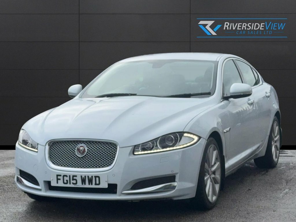 Jaguar XF 2.2L Portfolio FG15WWD White #2